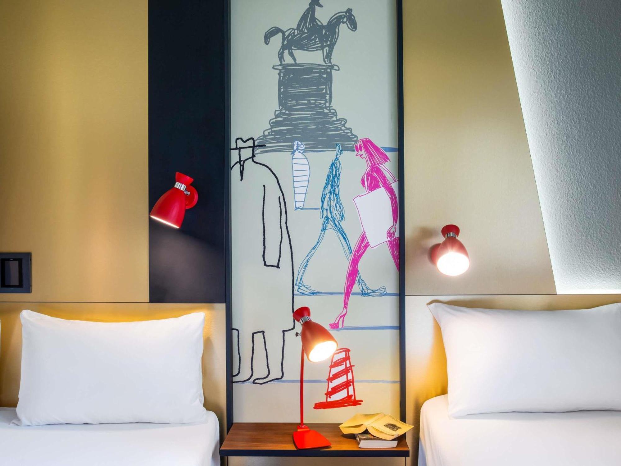 Hotel Ibis Centro Milan